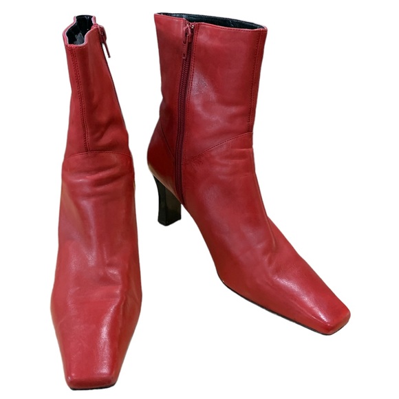 Vintage Liz Claiborne red slater leather boots over ankle size 8.5M